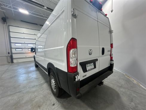 New 2025 RAM ProMaster 2500 w/ Convenience Group image 8