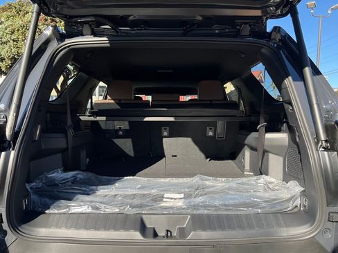 New 2026 Toyota 4Runner Limited image 36