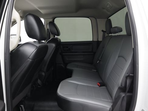 Used 2022 RAM 1500 Tradesman w/ Chrome Appearance Group AWD/4WD image 30
