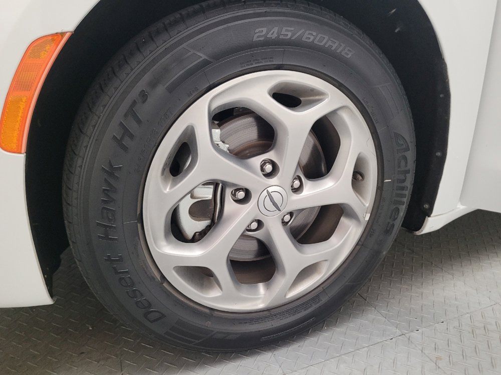 Used 2023 Chrysler Pacifica Limited FWD image 31