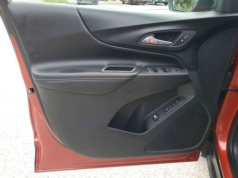 Used 2020 Chevrolet Equinox Premier image 18