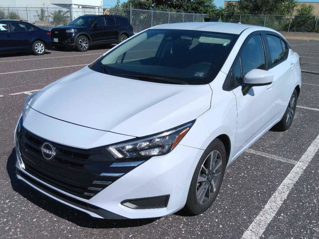 Certified 2025 Nissan Versa SV FWD image 2