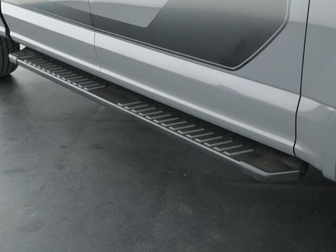 Used 2018 Ford F150 Lariat w/ Equipment Group 502A Luxury image 18