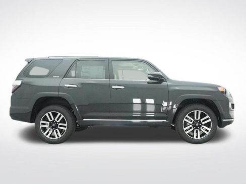Used 2024 Toyota 4Runner Limited AWD/4WD image 31