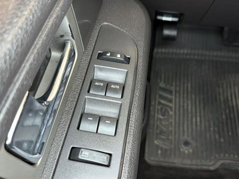 Used 2012 Ford F150 Raptor w/ Raptor Luxury Pkg image 19