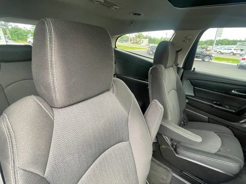 Used 2014 Chevrolet Traverse LT w/ All-Star Edition AWD/4WD image 30