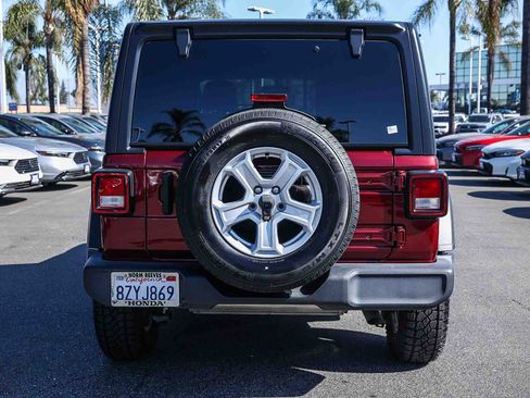 Used 2021 Jeep Wrangler Unlimited Sport image 6