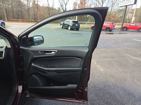 Used 2024 Ford Edge SEL image 28