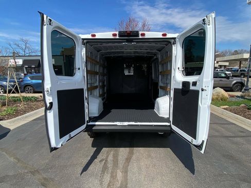 Used 2025 RAM ProMaster 2500 w/ U-Haul Equipment Group image 10