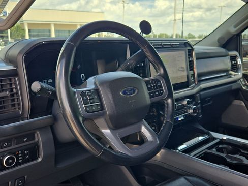 Used 2024 Ford F250 Lariat w/ Black Appearance Package AWD/4WD image 15