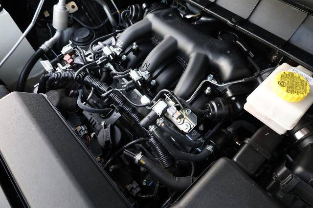 Certified 2025 Nissan Pathfinder SL FWD image 31