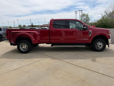 Used 2022 Ford F350 Lariat w/ Lariat Value Package image 4