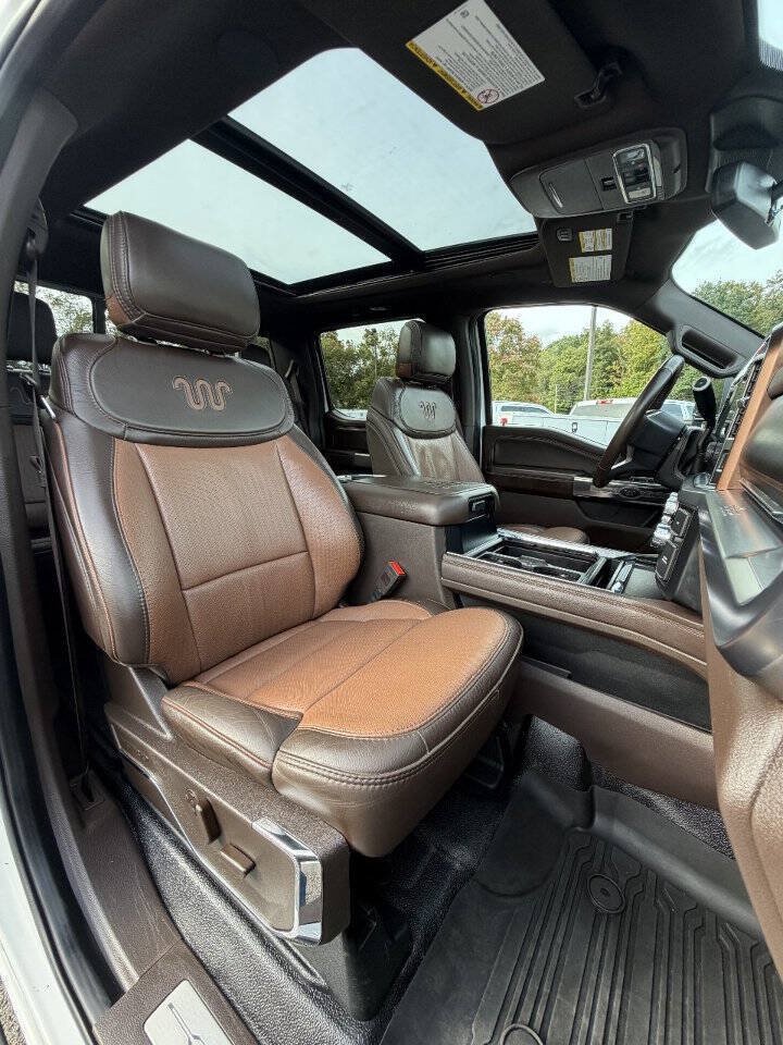 Used 2025 Ford F450 King Ranch w/ Chrome Package AWD/4WD image 15