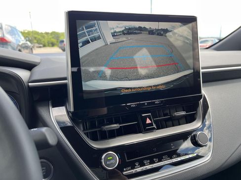 Used 2026 Toyota Corolla SE w/ SE Package FWD image 14