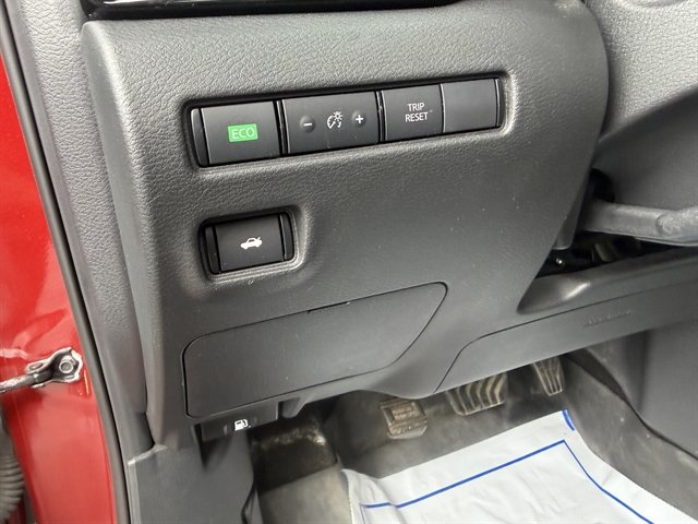 Used 2020 Nissan Sentra SV w/ Electronics Package FWD image 10