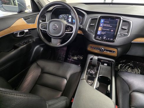 Used 2022 Volvo XC90 T8 Inscription Expression image 19