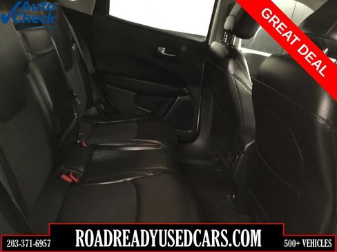 Used 2018 Jeep Compass Latitude AWD/4WD image 30