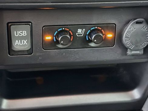 Used 2019 Toyota 4Runner Limited AWD/4WD image 26