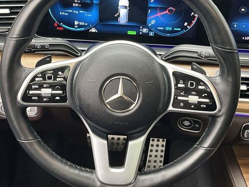 Used 2023 Mercedes-Benz GLS 450 4MATIC image 17