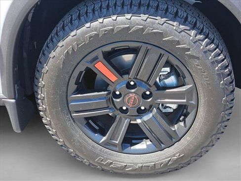 Certified 2025 Nissan Rogue SV AWD/4WD image 27