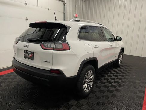 Used 2021 Jeep Cherokee Latitude Plus AWD/4WD image 4