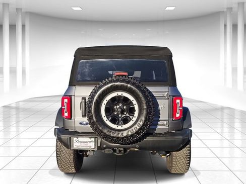 Used 2023 Ford Bronco Badlands w/ Sasquatch Package image 4