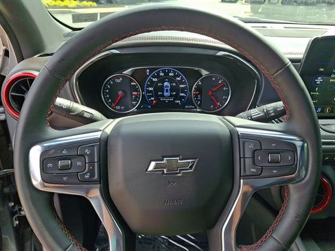 Used 2023 Chevrolet Blazer RS w/ Enhanced Convenience Package FWD image 21
