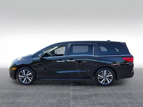 Used 2023 Honda Odyssey Touring image 4