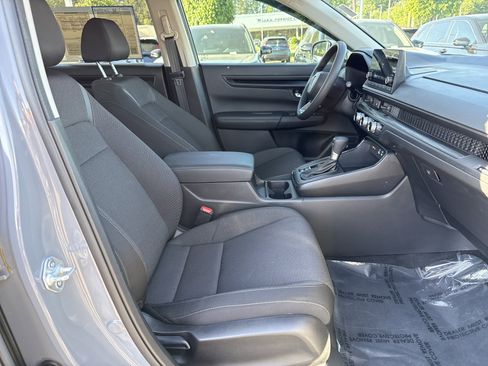 Certified 2025 Honda CR-V EX image 34