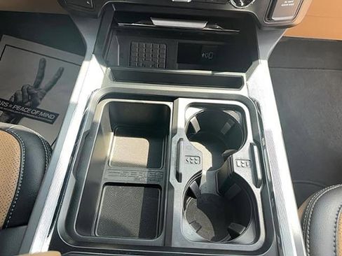 Used 2025 Ford F450 Lariat w/ Lariat Ultimate Package image 18