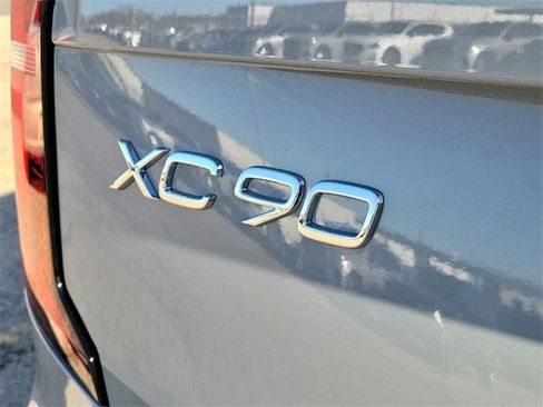 New 2026 Volvo XC90 B6 Ultra image 6
