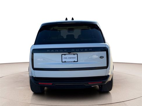 Used 2023 Land Rover Range Rover SE image 4