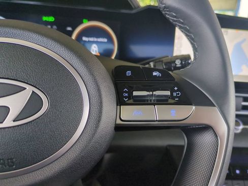 New 2026 Hyundai Elantra Limited FWD image 33