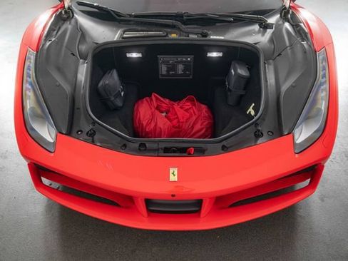 Used 2018 Ferrari 488 Spider RWD image 31