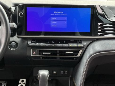 Used 2025 Toyota Camry SE w/ Multimedia Upgrade Package FWD image 17