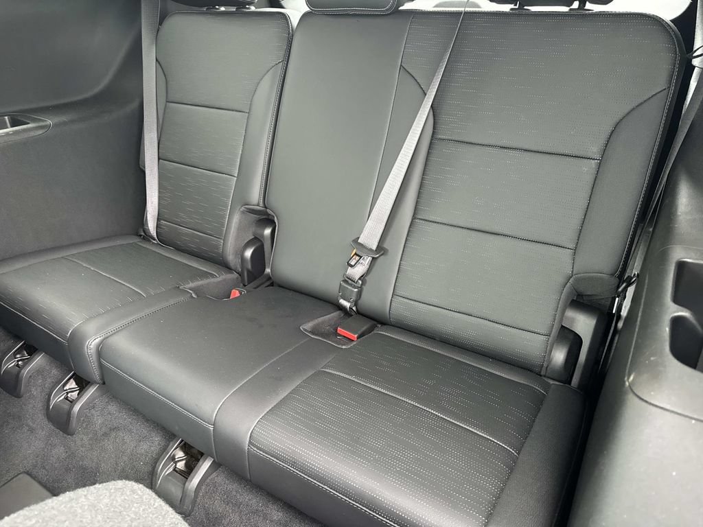 Used 2026 Buick Enclave Sport Touring FWD image 23