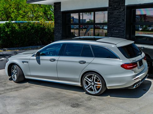 Used 2018 Mercedes-Benz E 63 AMG S image 9