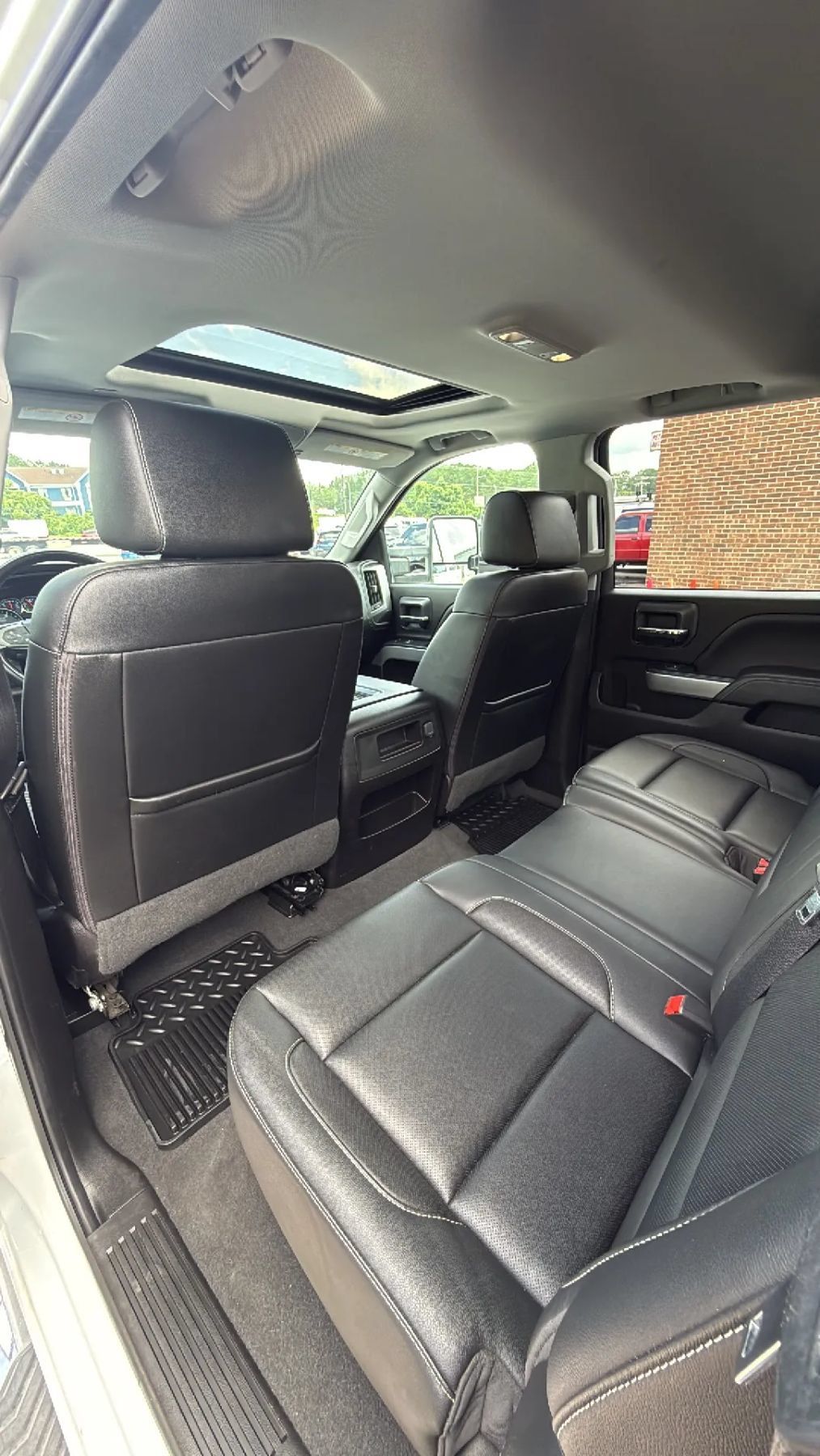 Used 2019 Chevrolet Silverado 3500 LTZ w/ Duramax Plus Package AWD/4WD image 33