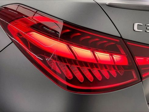 Used 2023 Mercedes-Benz C 300 Sedan image 29