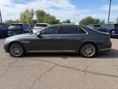 Used 2022 Genesis G90 5.0 Ultimate RWD image 7