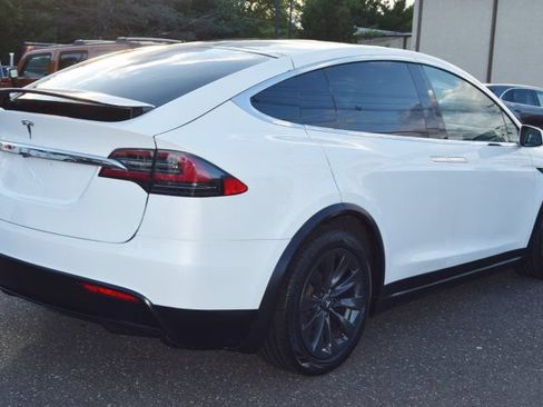 Used 2019 Tesla Model X 100D AWD/4WD image 12