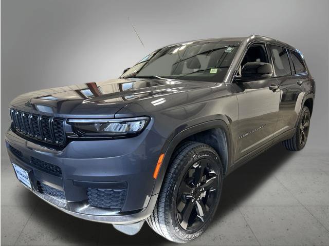 Used 2024 Jeep Grand Cherokee L Altitude AWD/4WD image 1