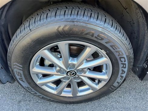Used 2023 MAZDA CX-5 AWD 2.5 S w/ Preferred Package image 11