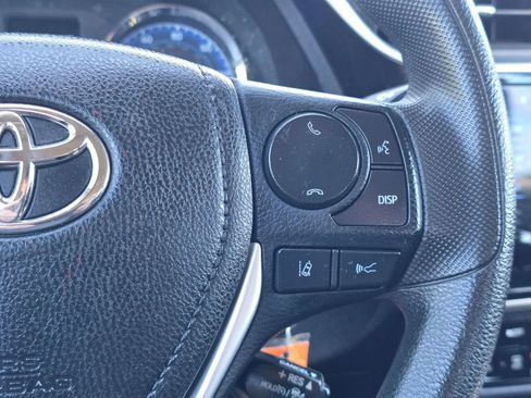 Used 2019 Toyota Corolla LE FWD image 24