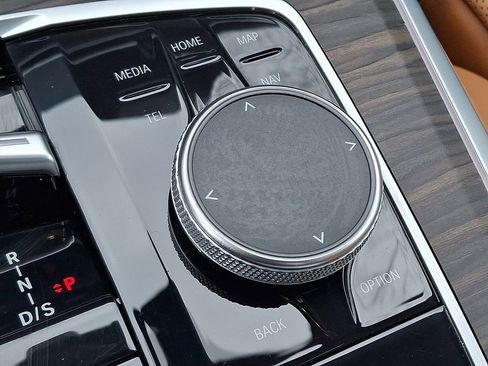 Used 2024 BMW X5 xDrive40i w/ Premium Package image 23