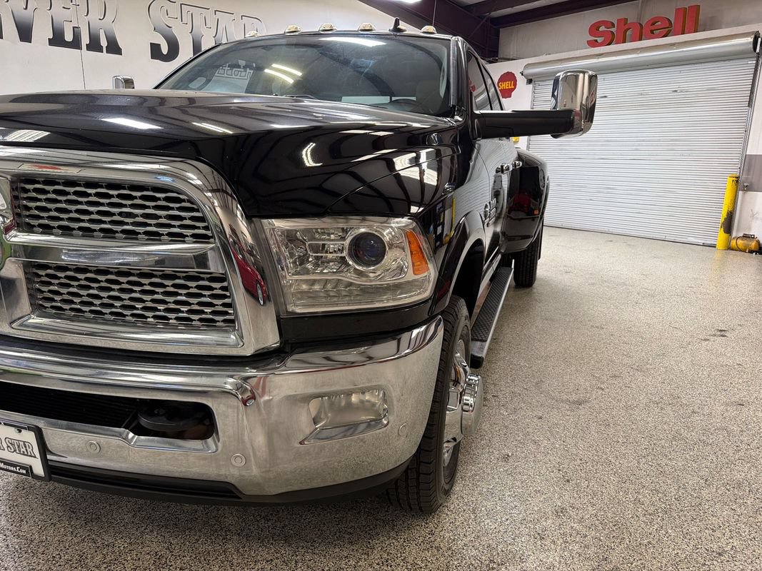 Used 2018 RAM 3500 Laramie w/ Convenience Group AWD/4WD image 13