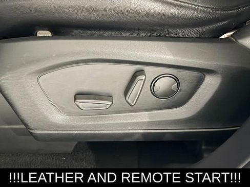 Used 2020 Ford Explorer XLT w/ Equipment Group 202A AWD/4WD image 27