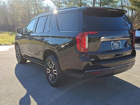 Used 2023 GMC Yukon AT4 image 7
