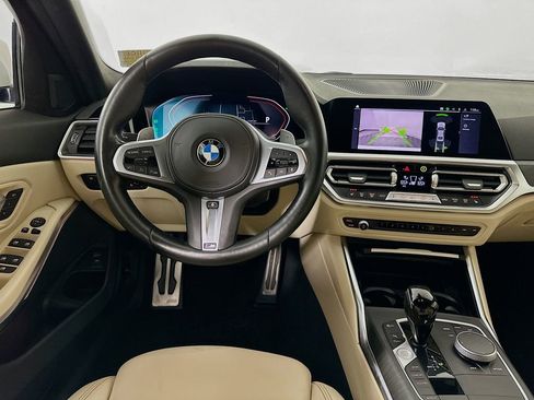 Used 2022 BMW 330i Sedan w/ M Sport Package image 23