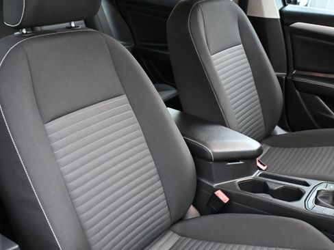 Used 2022 Volkswagen Jetta S image 30